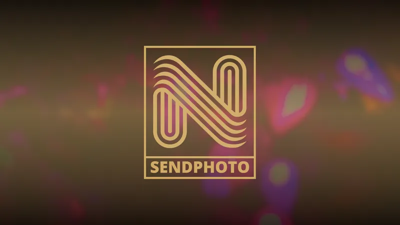 Christmas Photography Lighting- Master Holiday Lighting Techniques